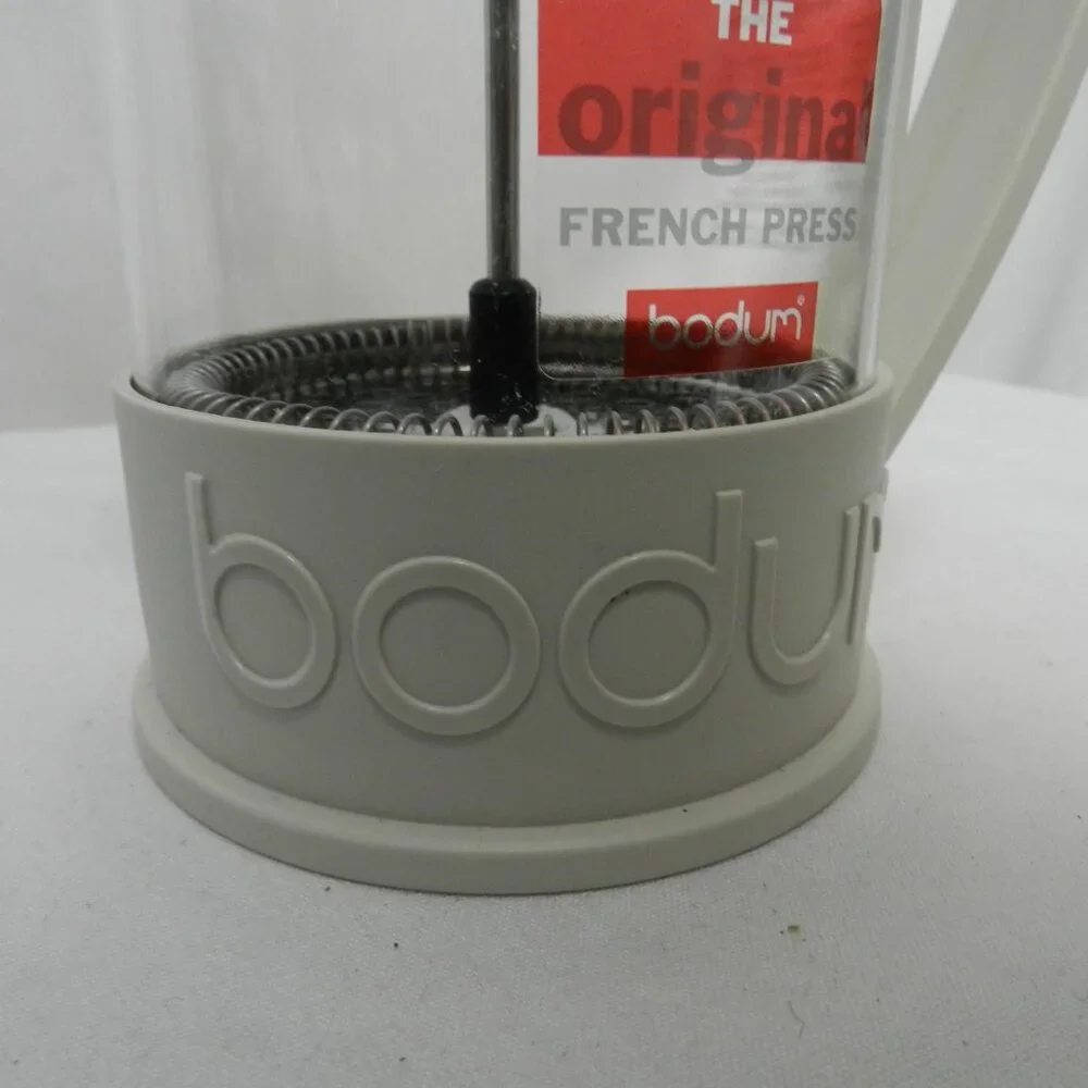 Bodum Brazil Classic Glass Coffee Press 3 cups 24 ounces  Off White Cream NEW